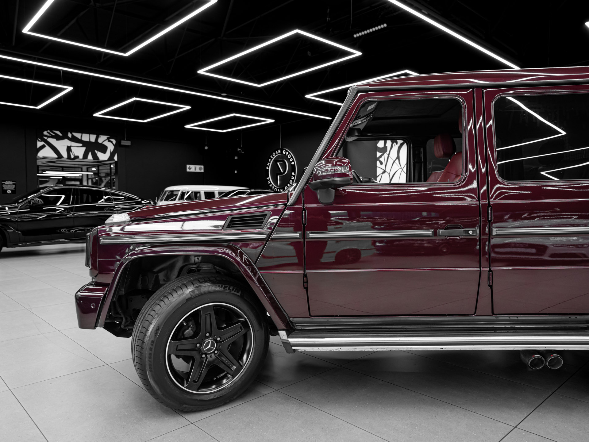 burgundy mercedes g350 15