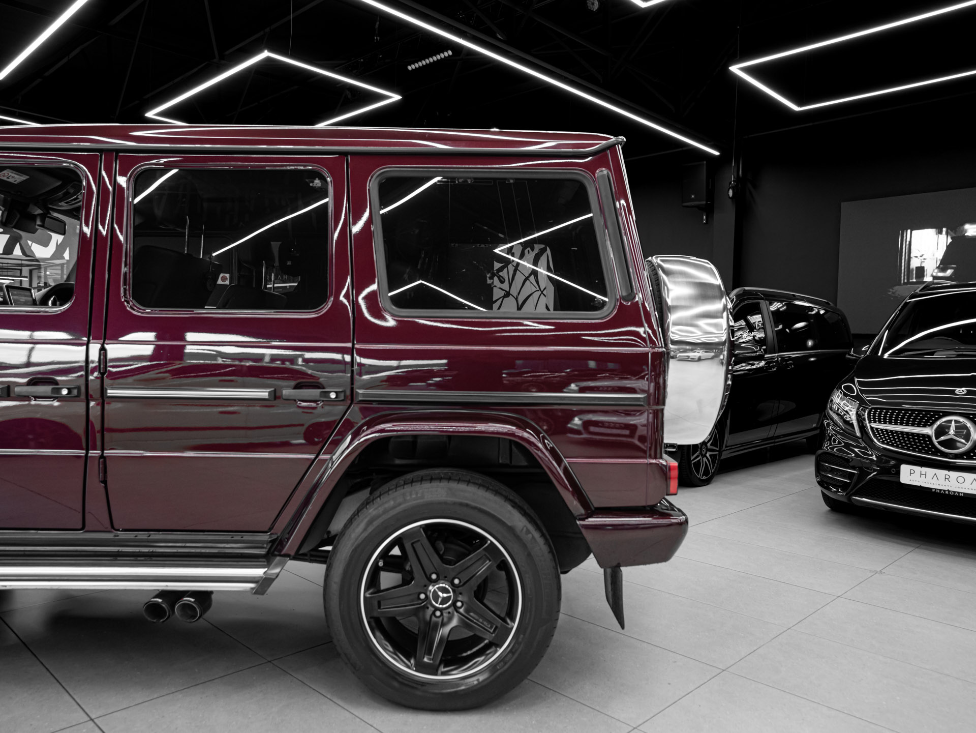 burgundy mercedes g350 16