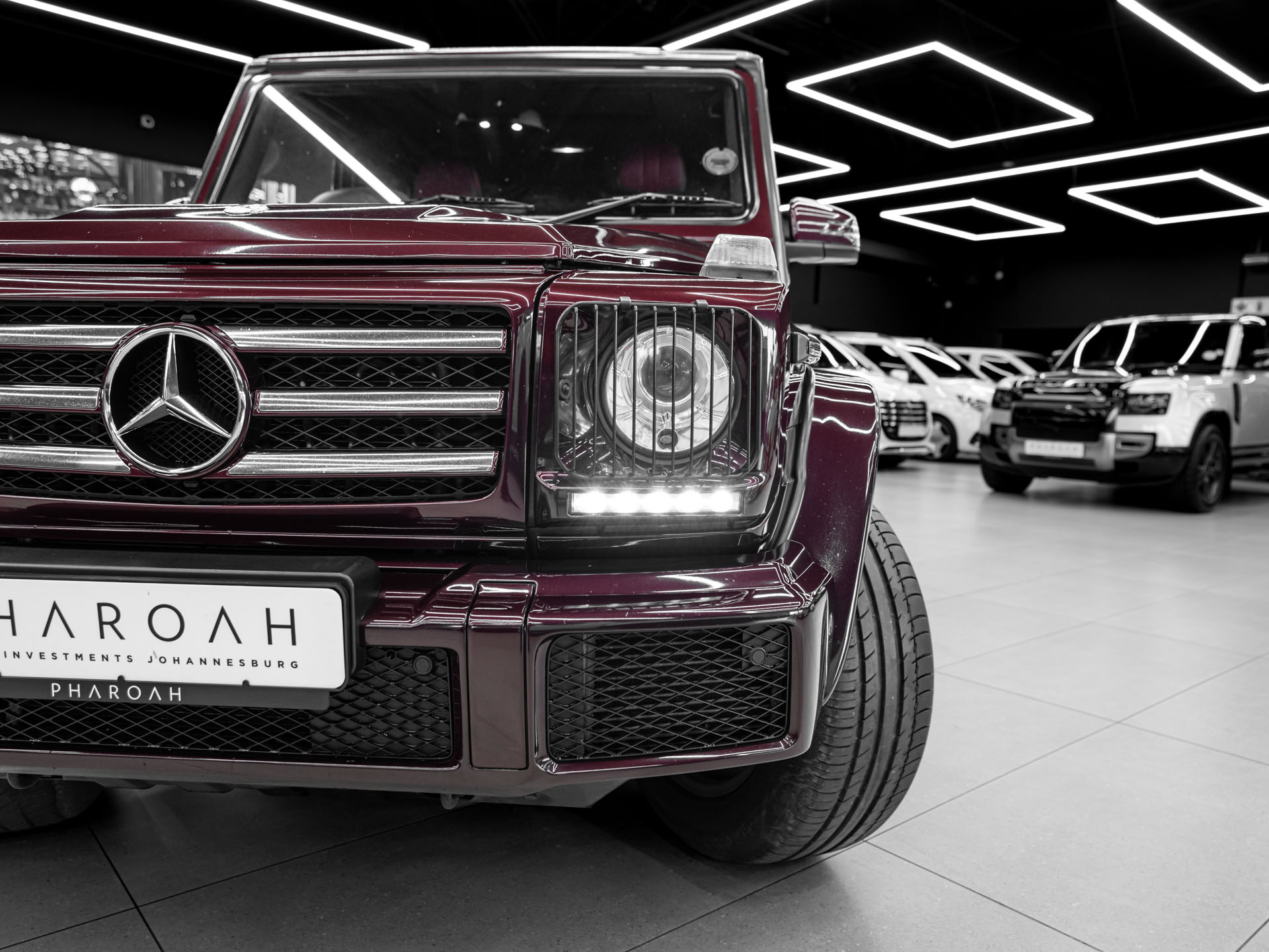 burgundy mercedes g350 4