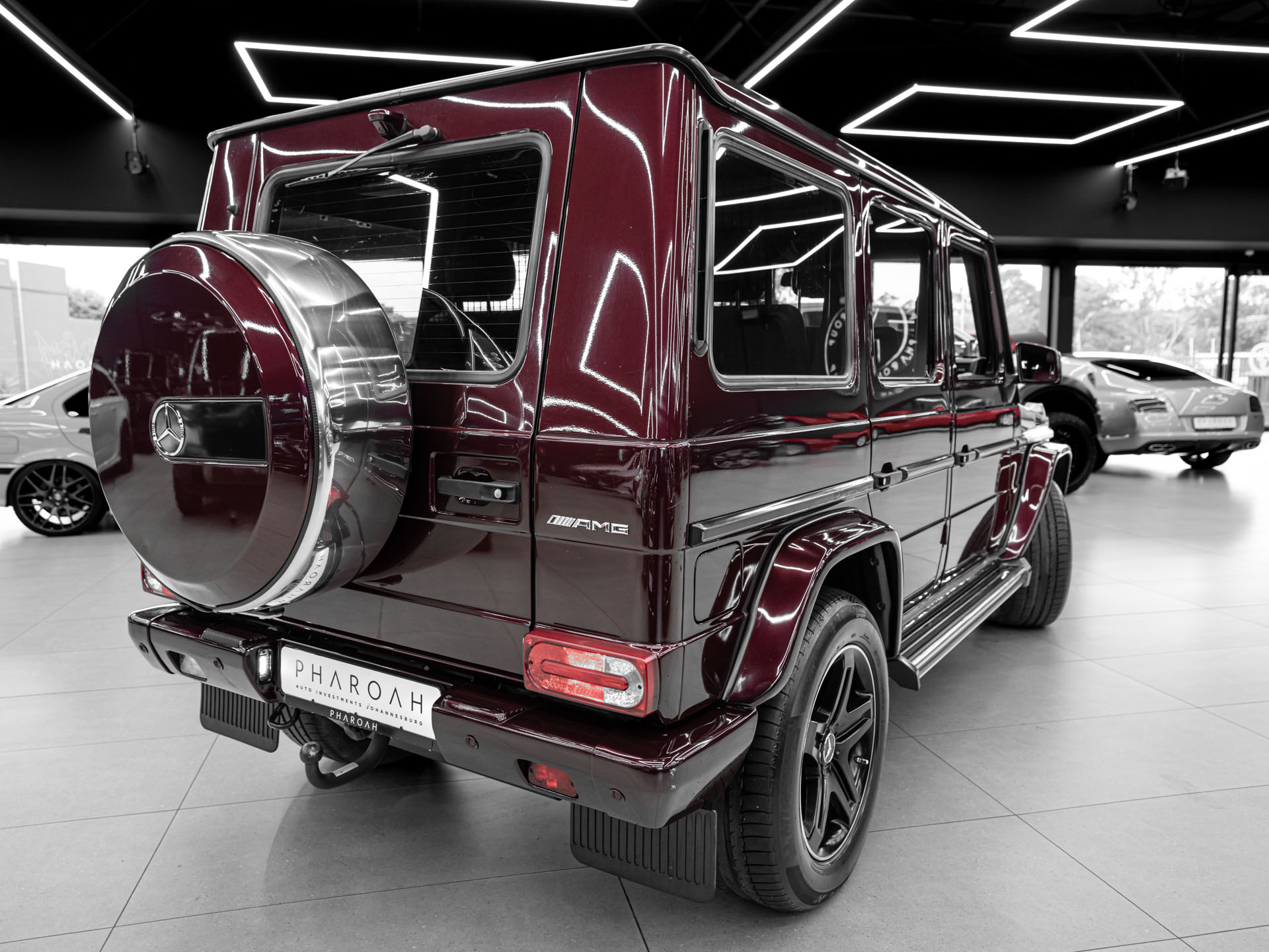 burgundy mercedes g350 8
