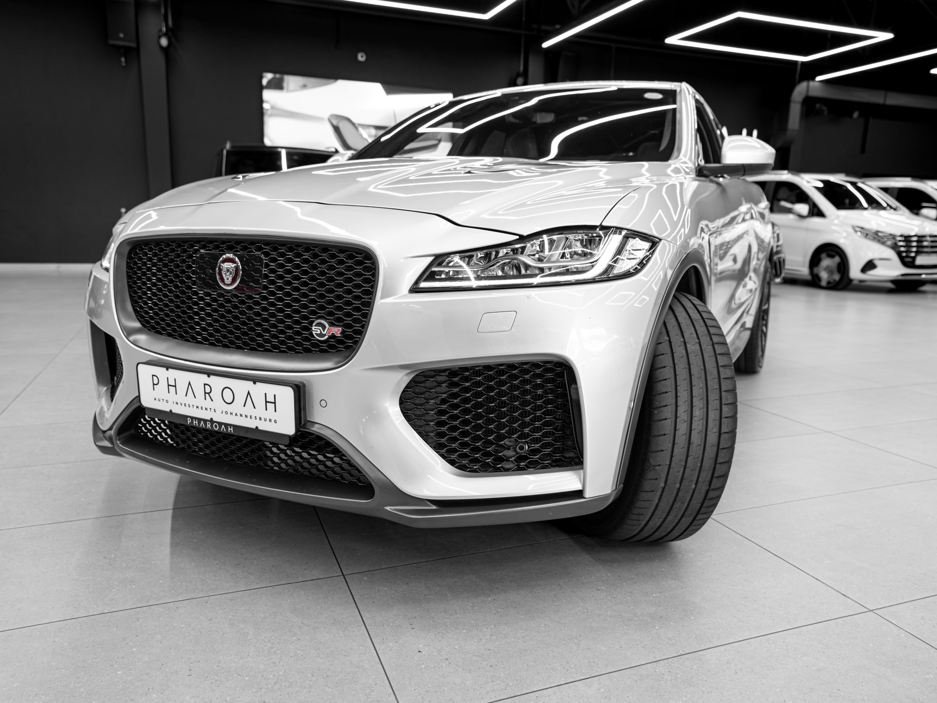 grey jaguar f pace svr 5