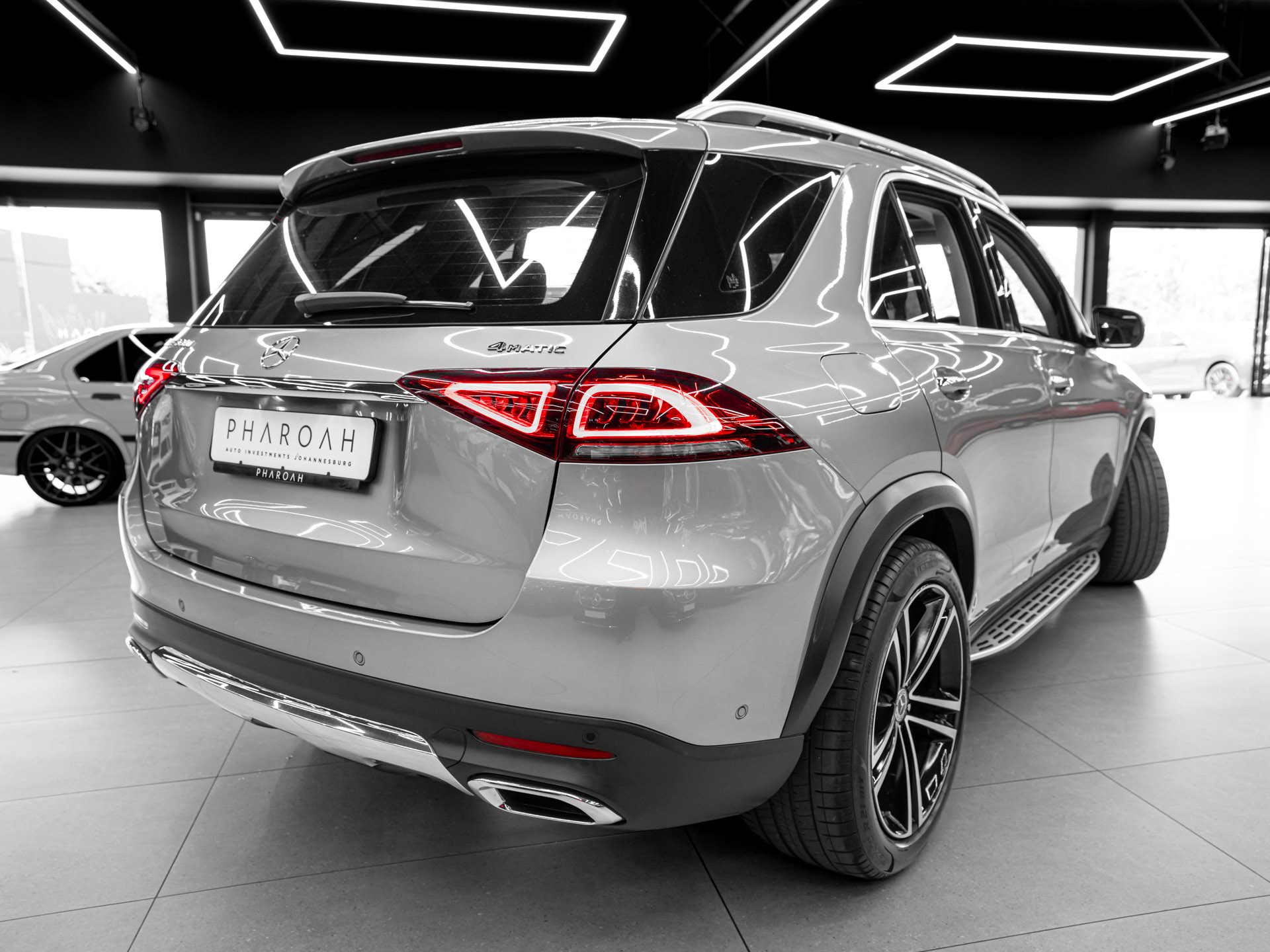 grey mercedes gle300d 10