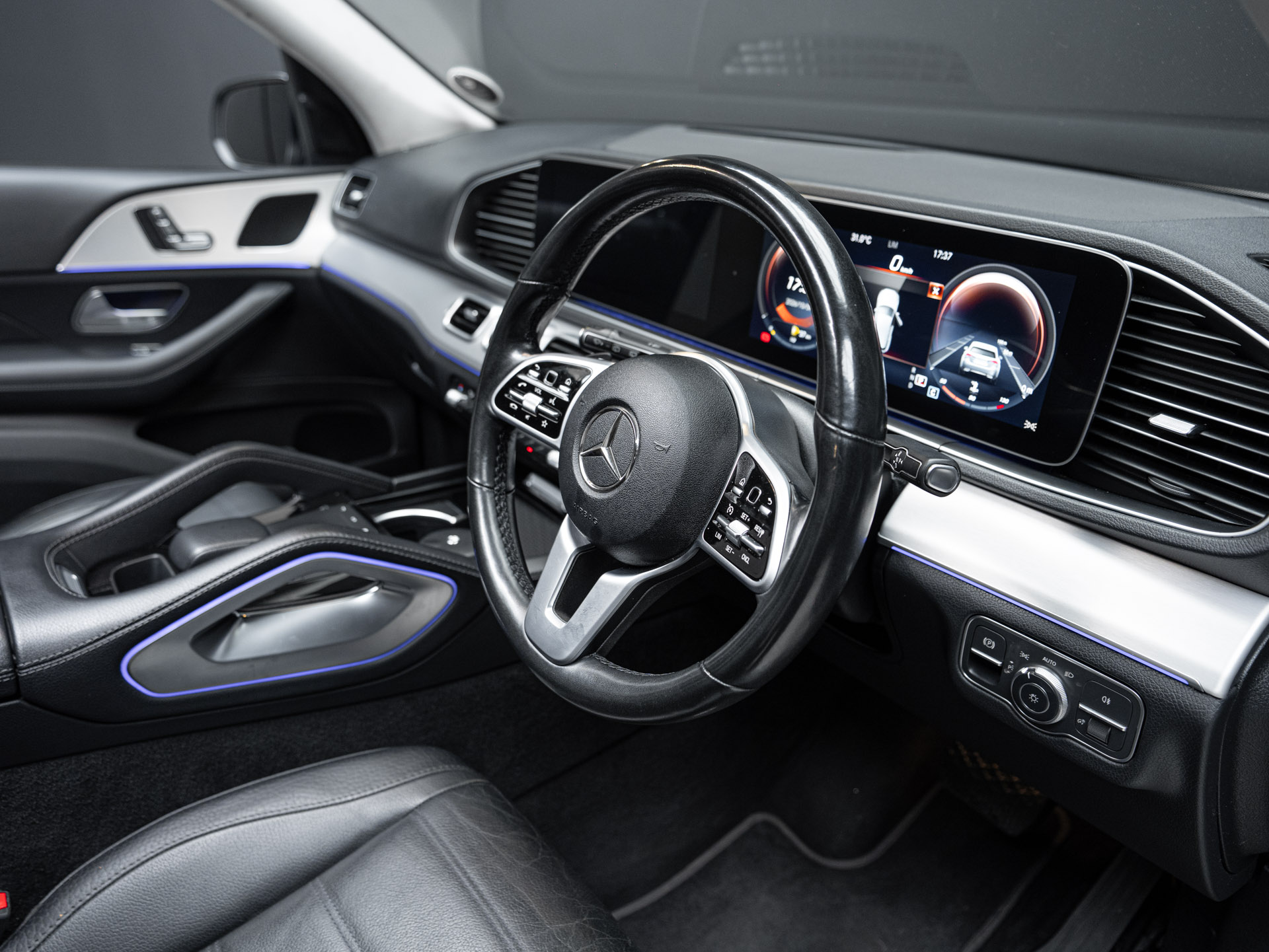 grey mercedes gle300d 19