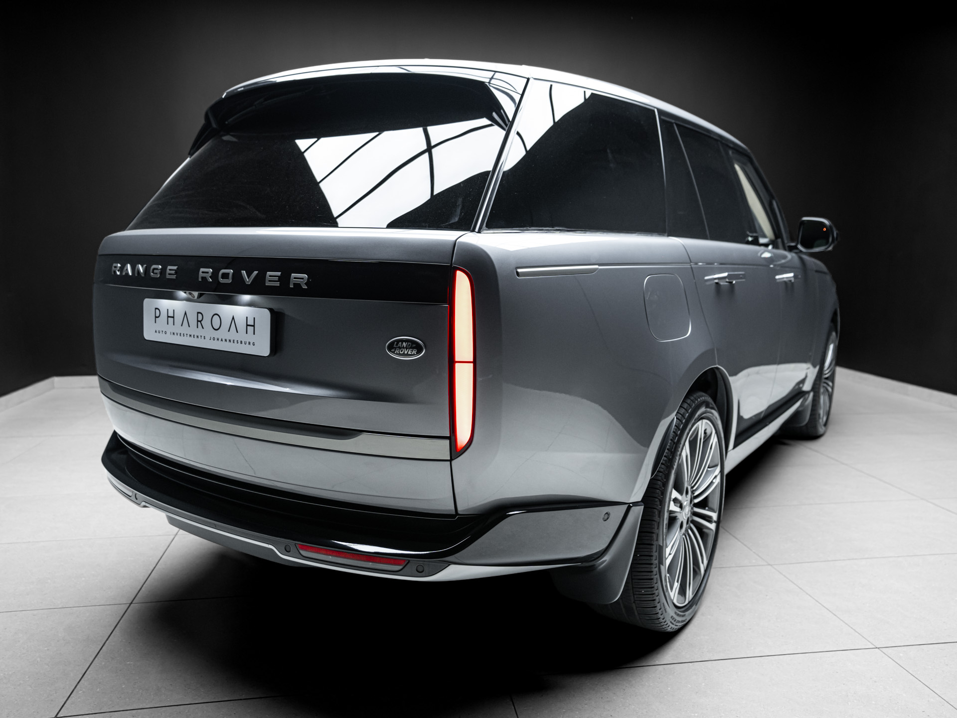 grey range rover autobiography 13