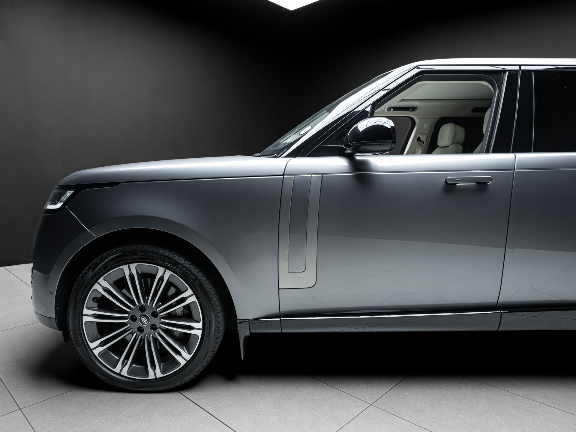 grey range rover autobiography 4