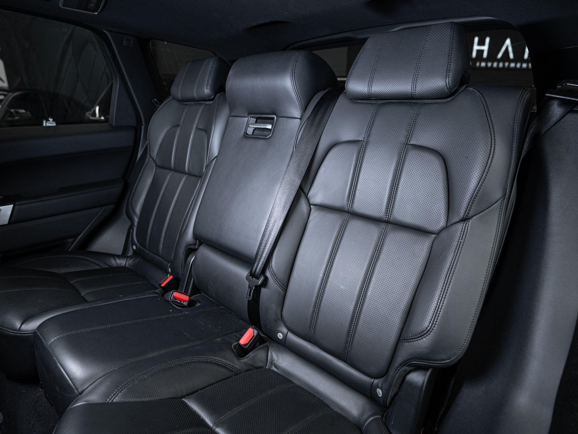 grey range rover sport sdv8 hse 27