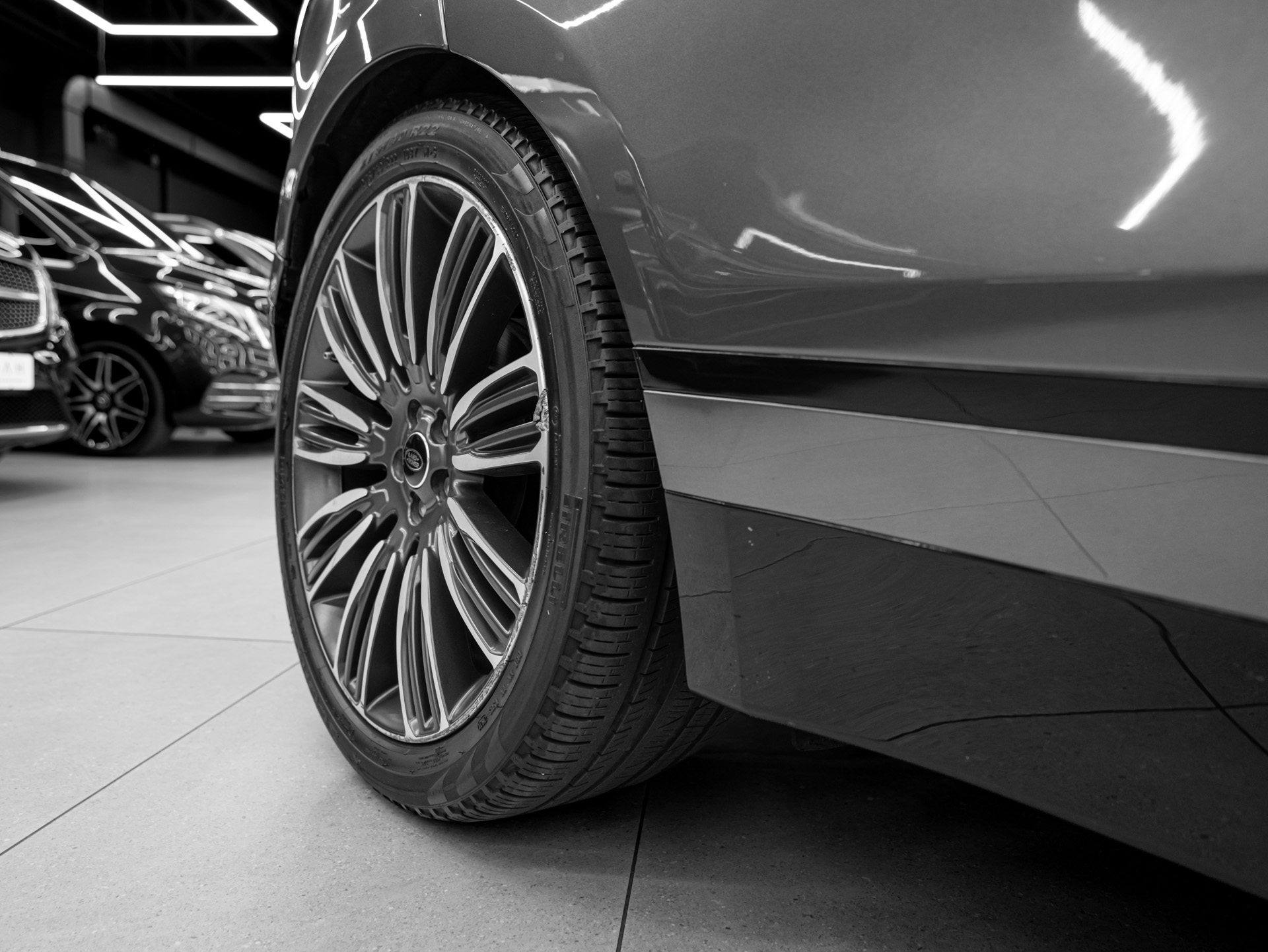 grey range rover velar 7