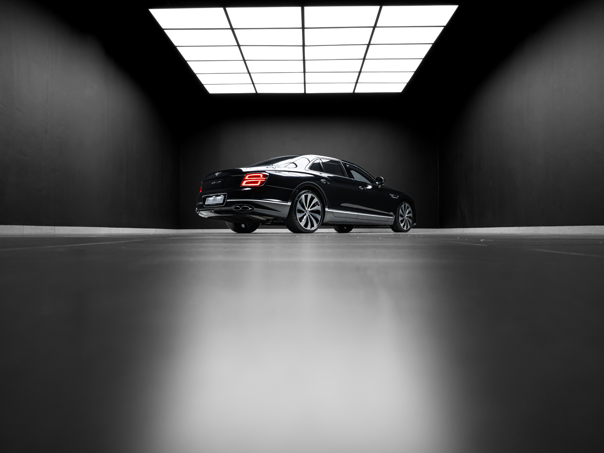 navy blue bentley flying spur azure 11