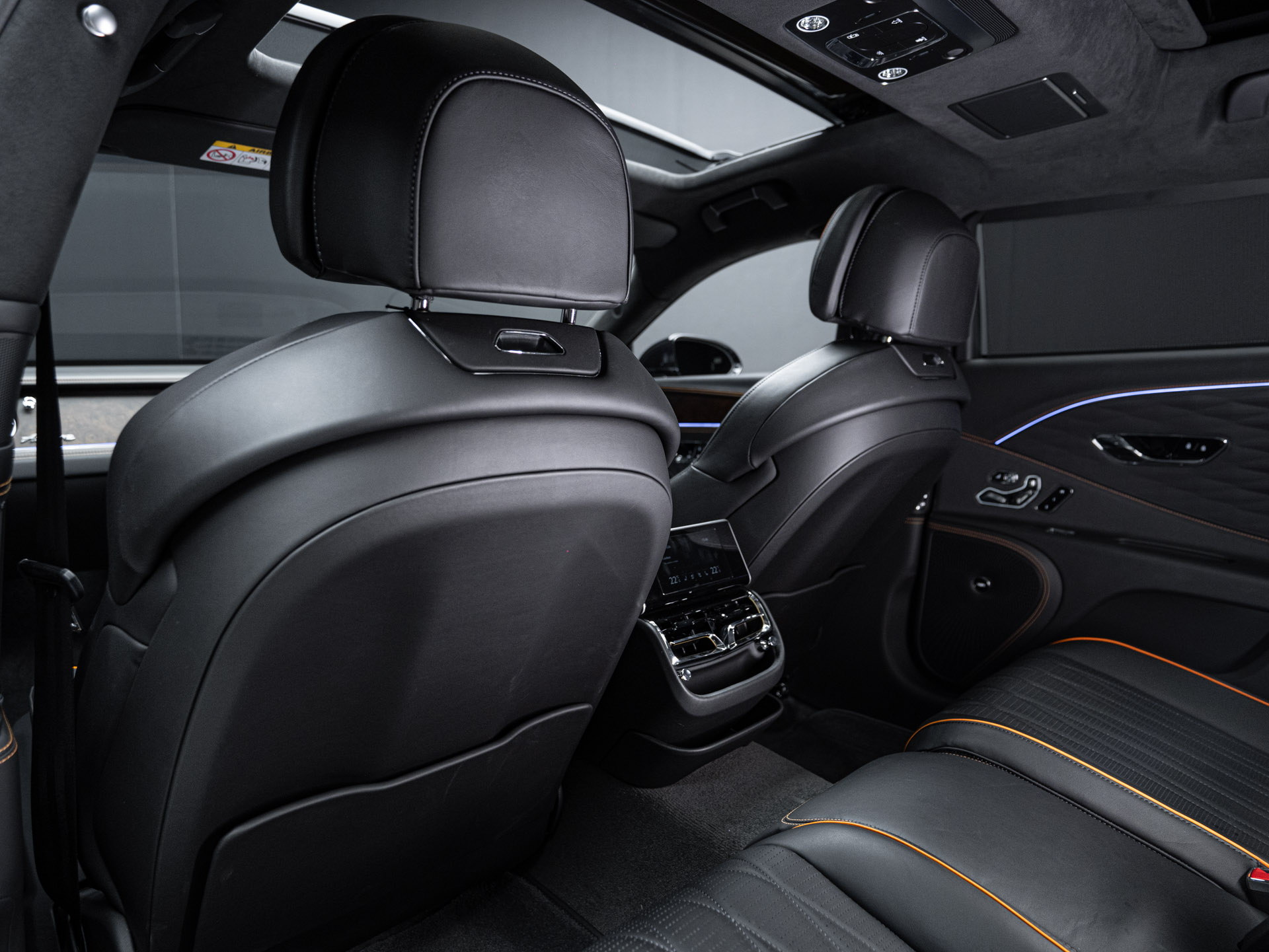 navy blue bentley flying spur azure 29