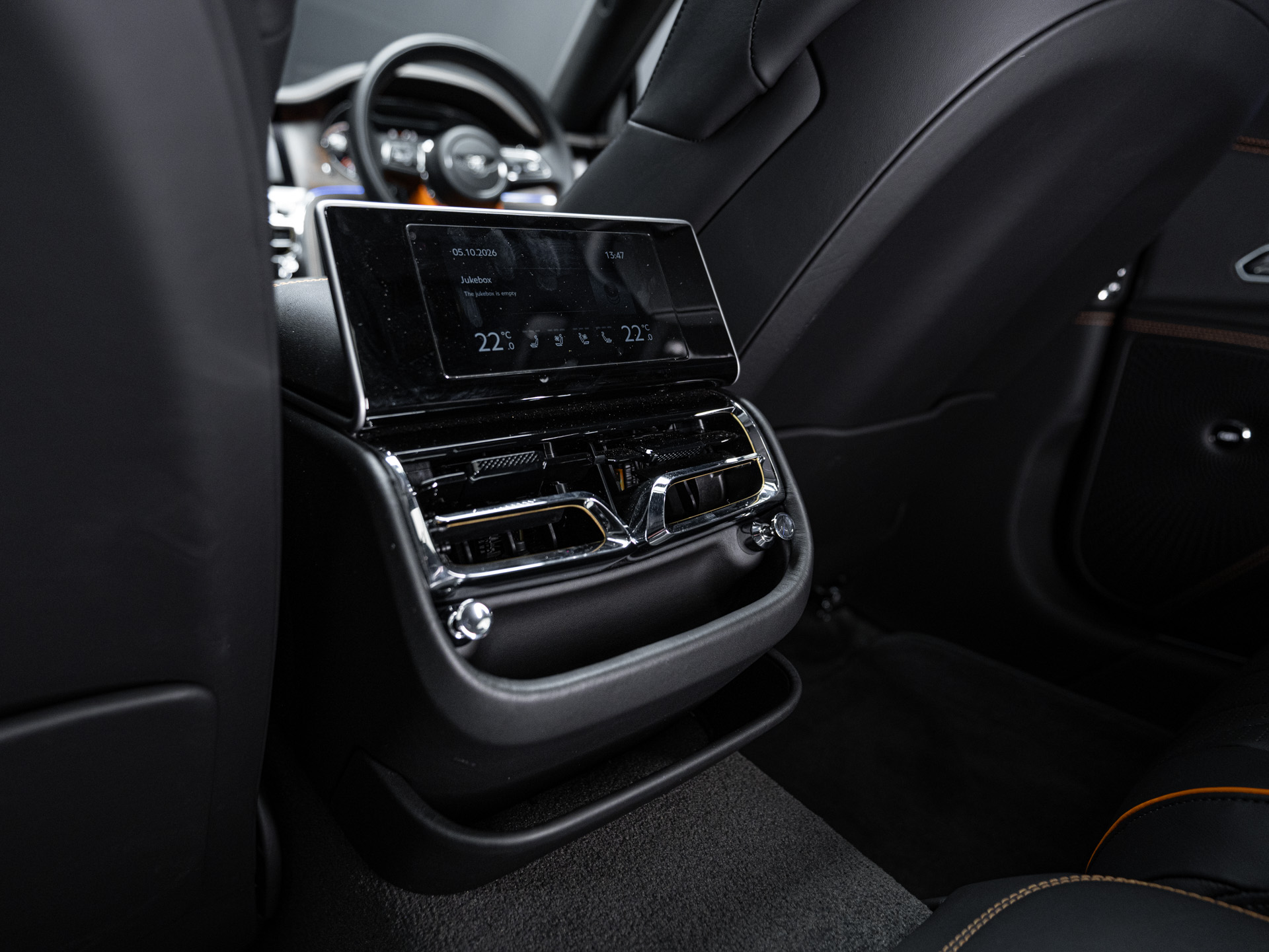 navy blue bentley flying spur azure 30