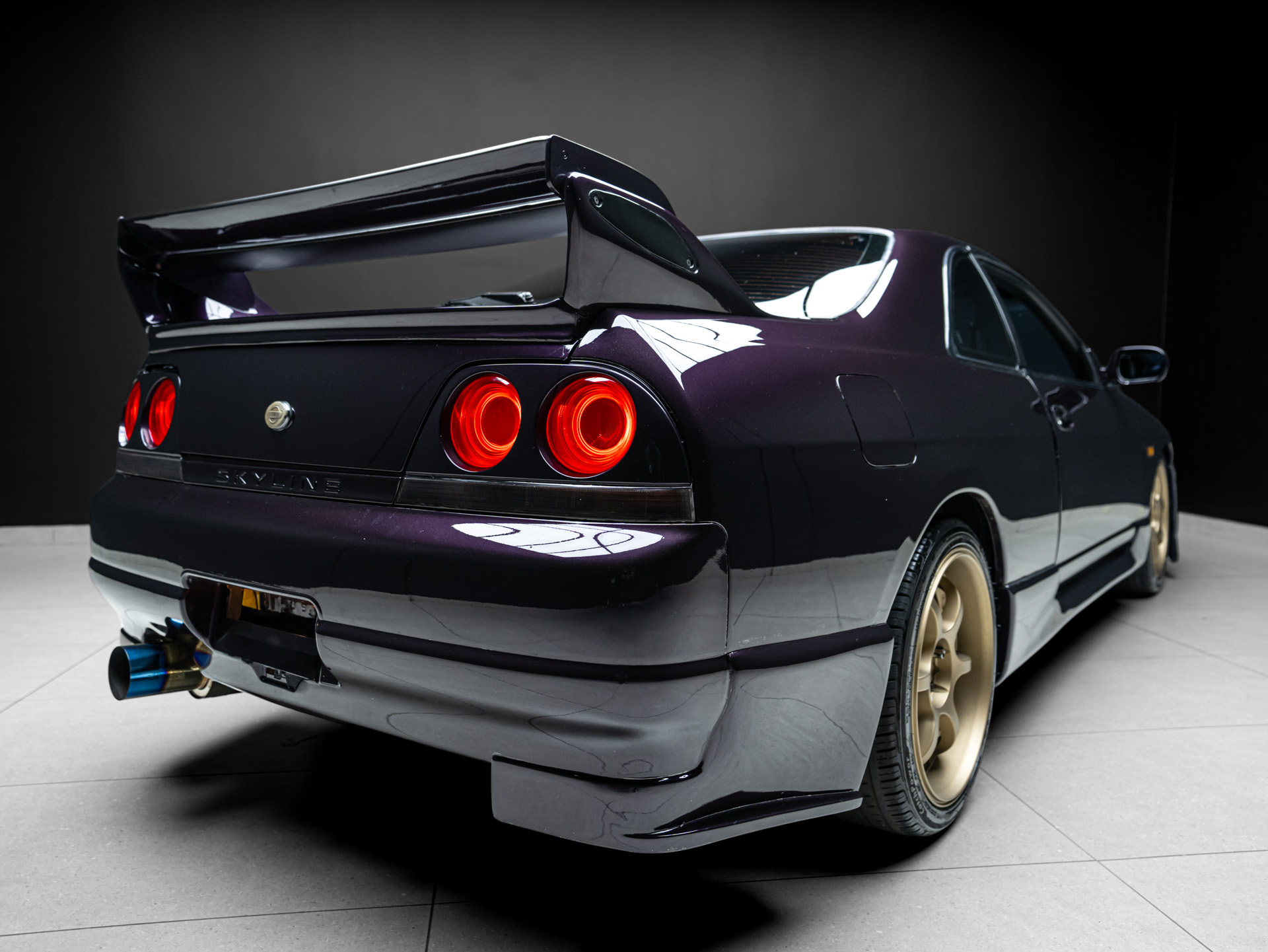 purple nissan skyline 15