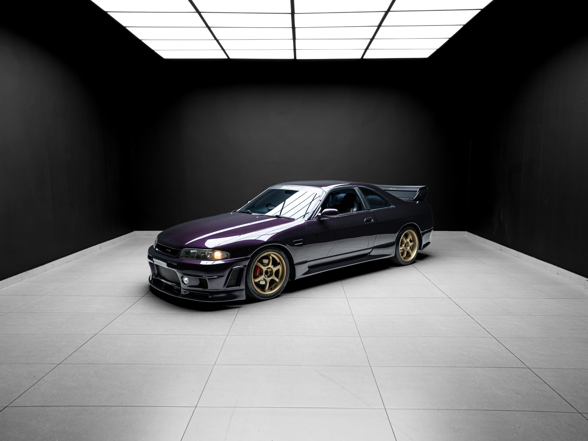 purple nissan skyline