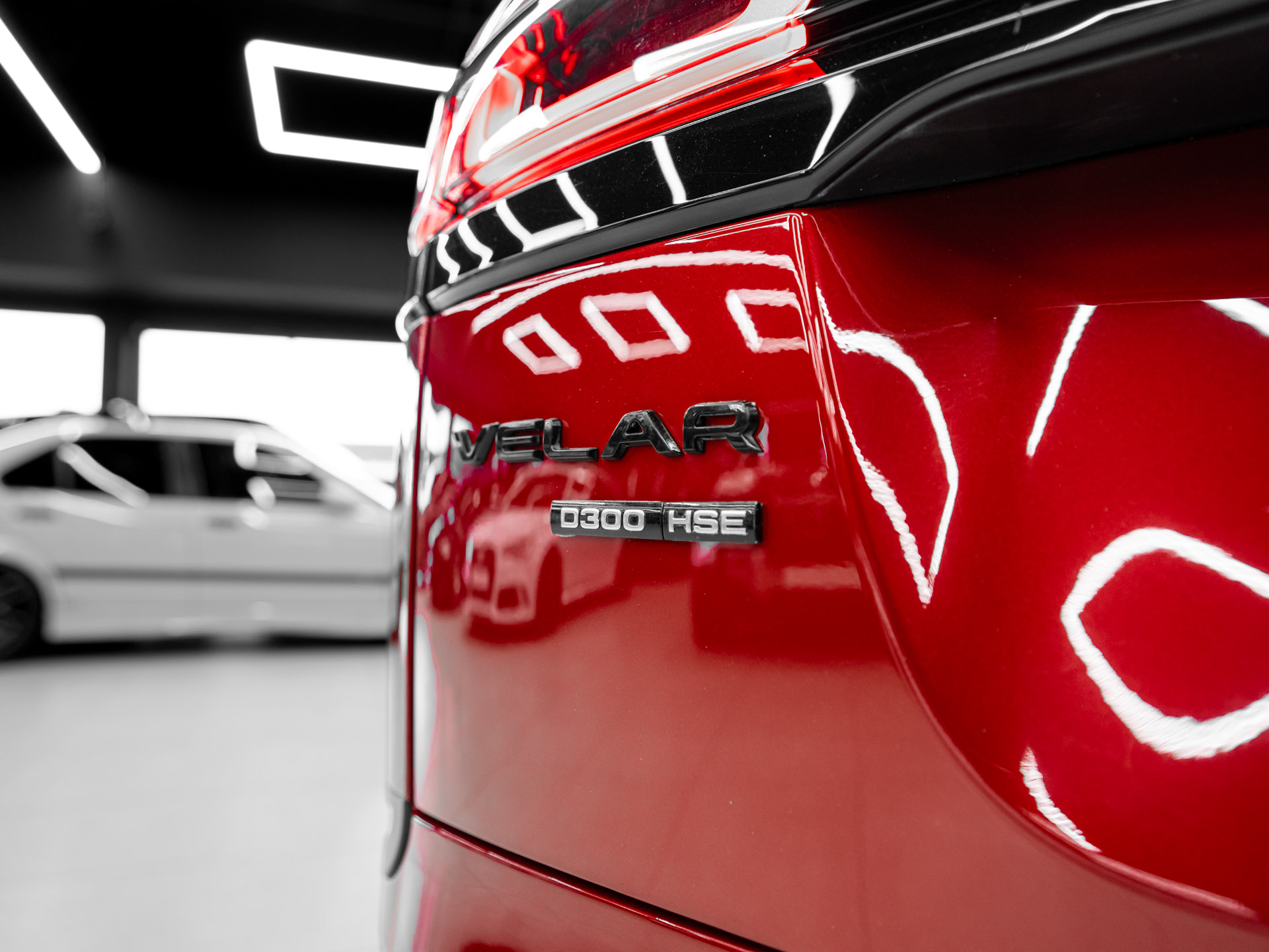 red range rover velar 11