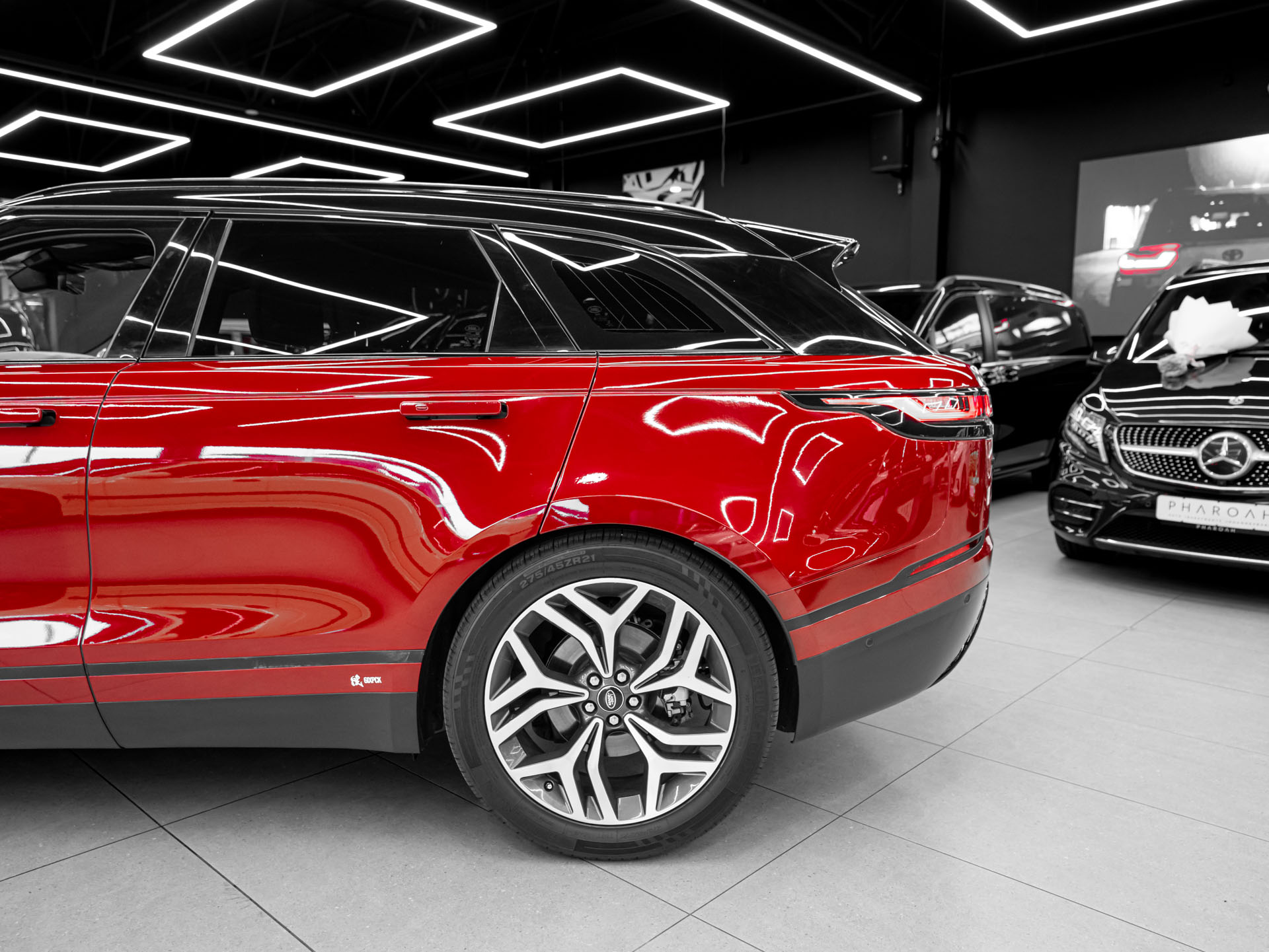 red range rover velar 15