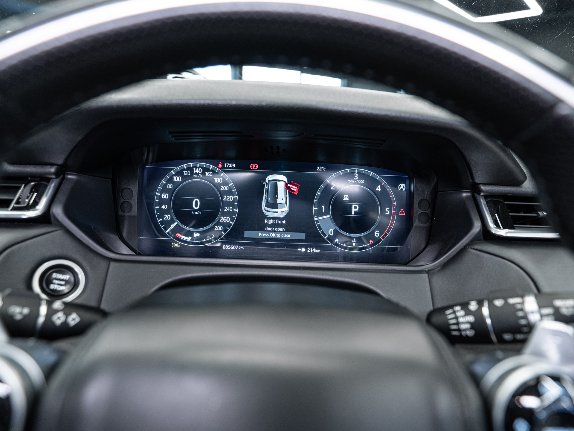 red range rover velar 21