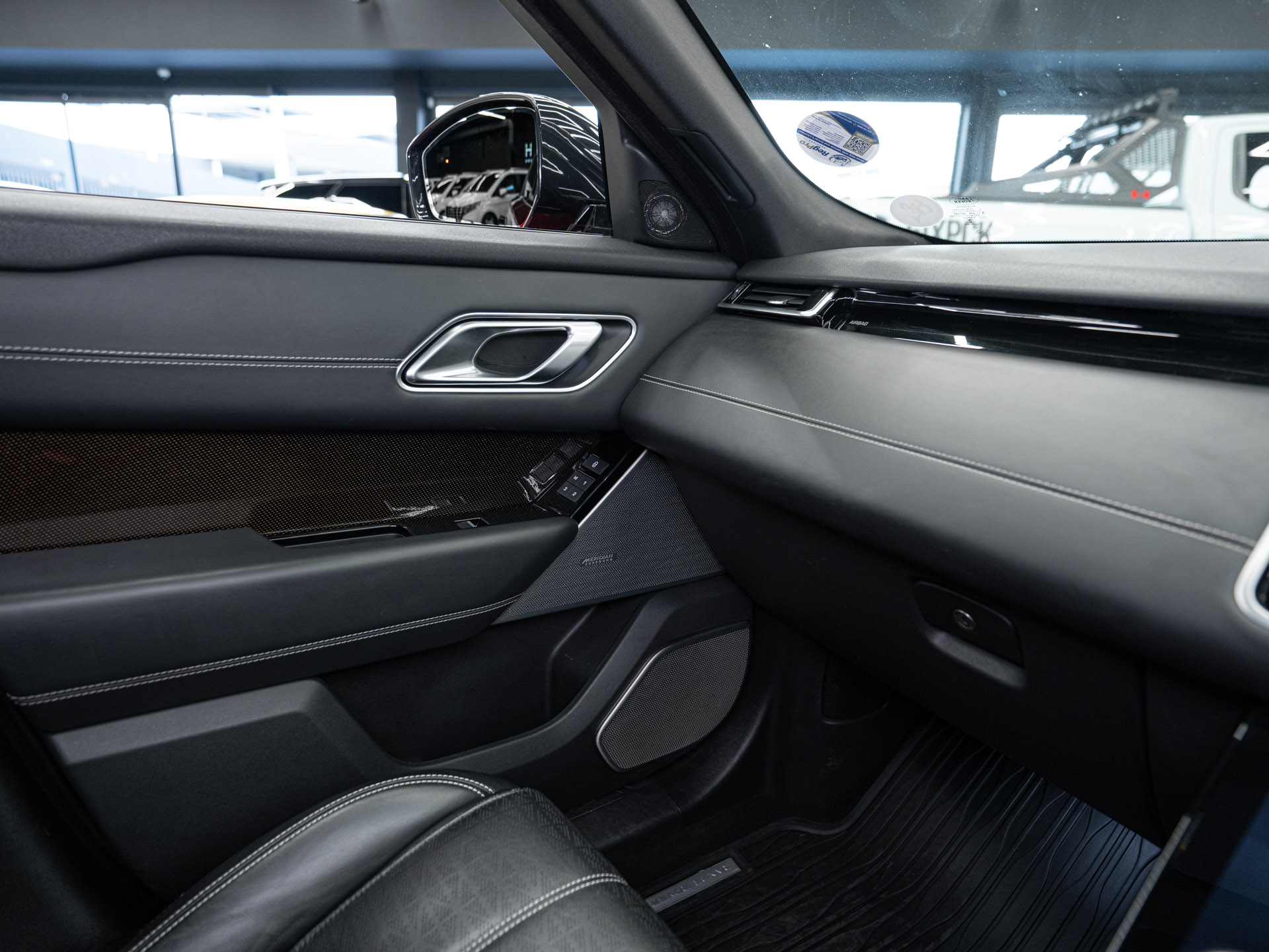 red range rover velar 25