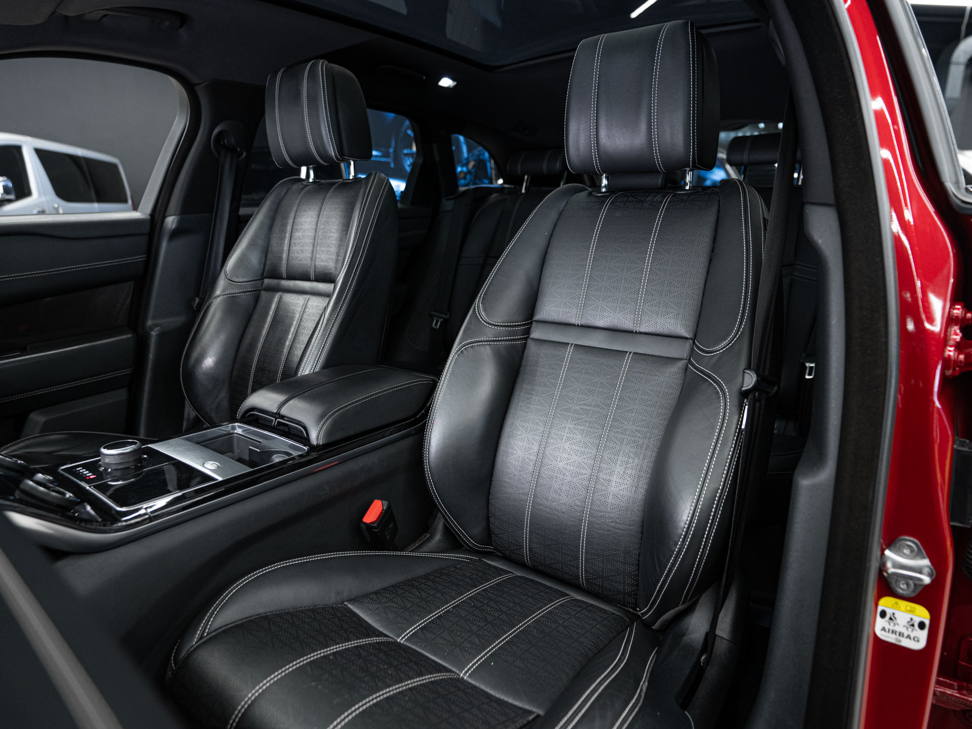 red range rover velar 26