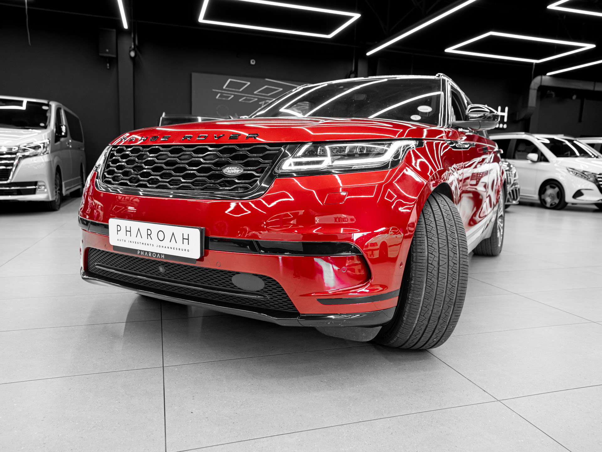 red range rover velar 5