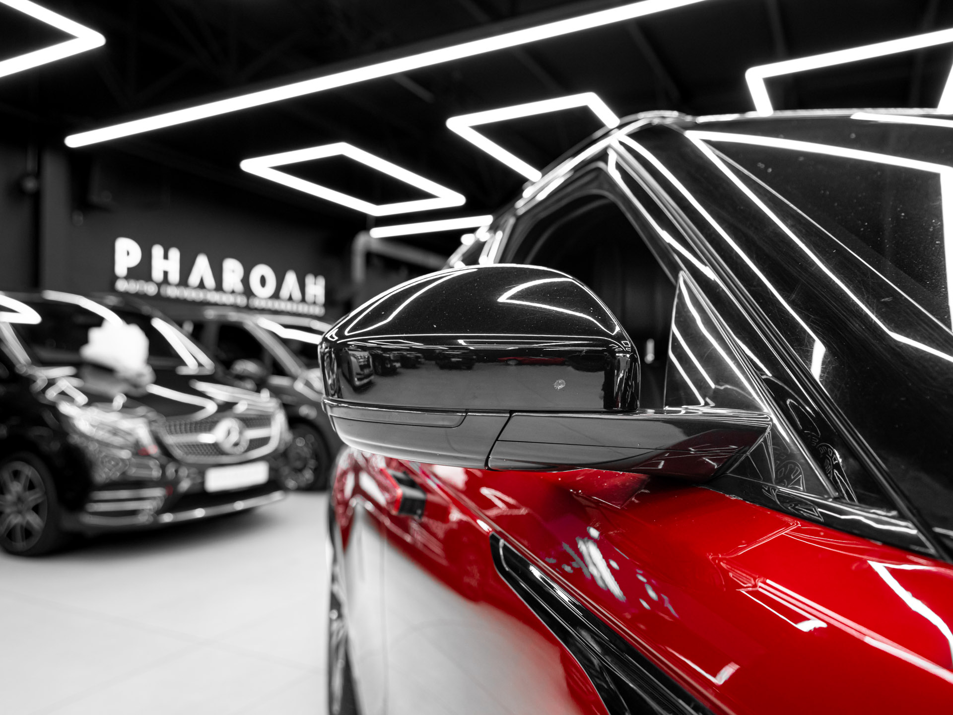 red range rover velar 6
