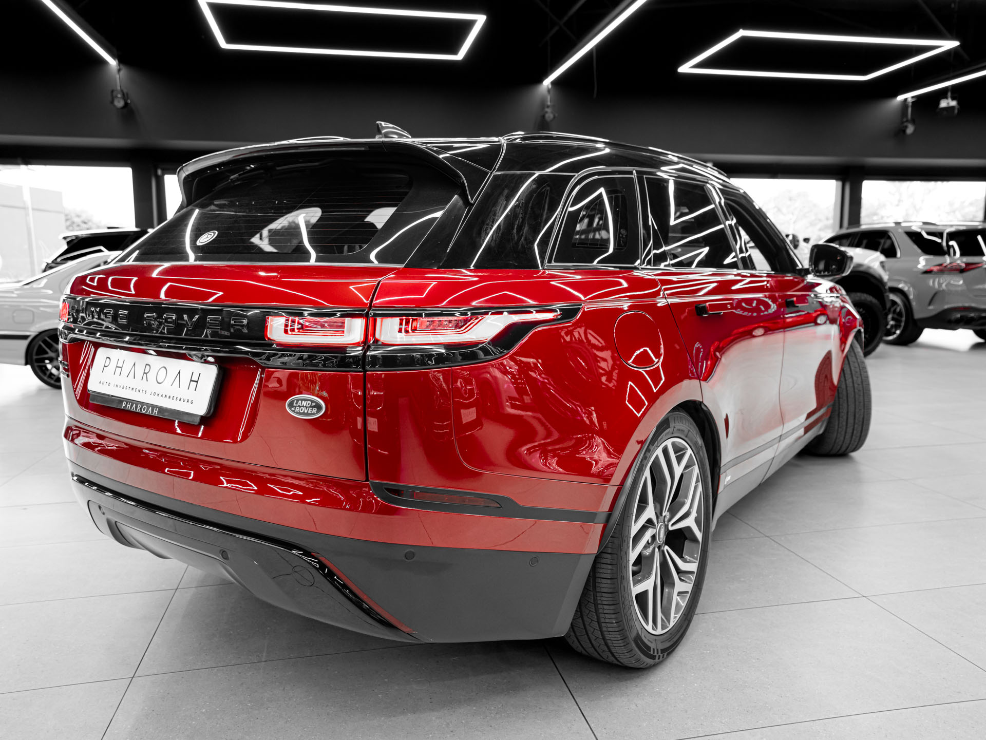 red range rover velar 8