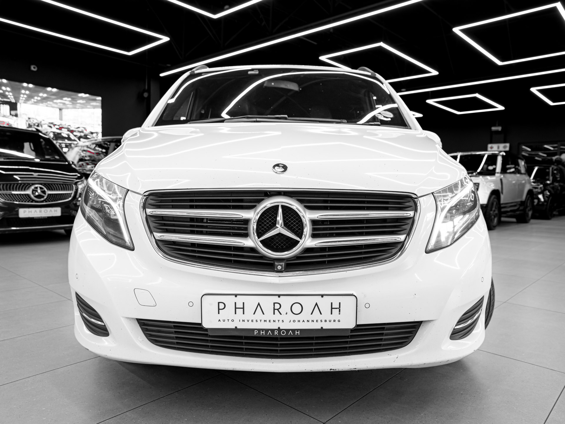 white mercedes benz v250d 4