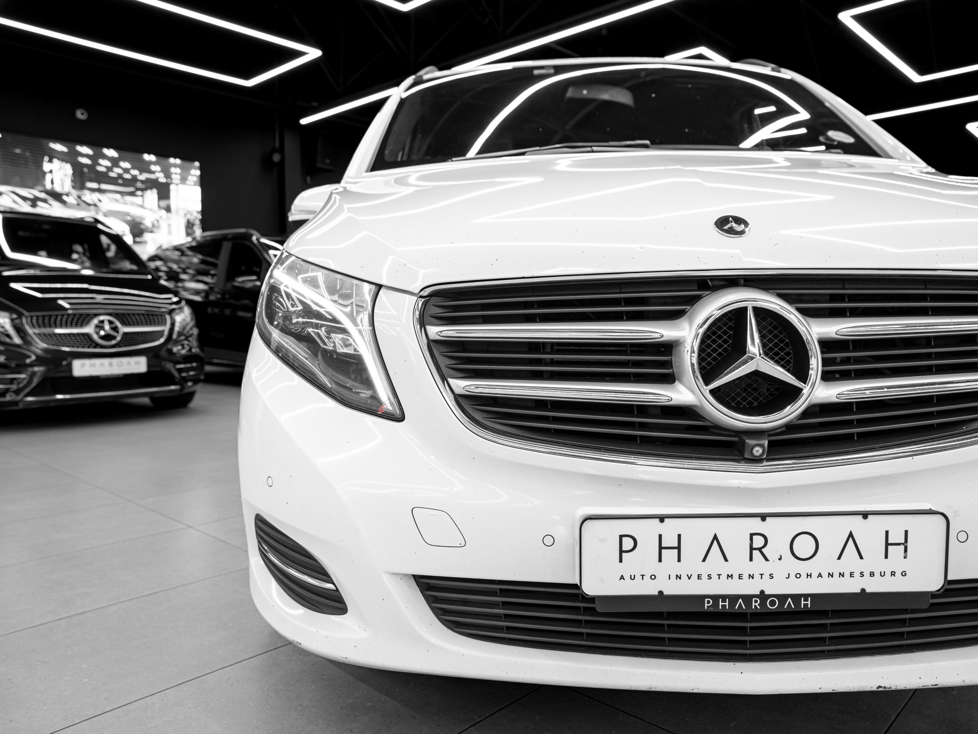 white mercedes benz v250d 5