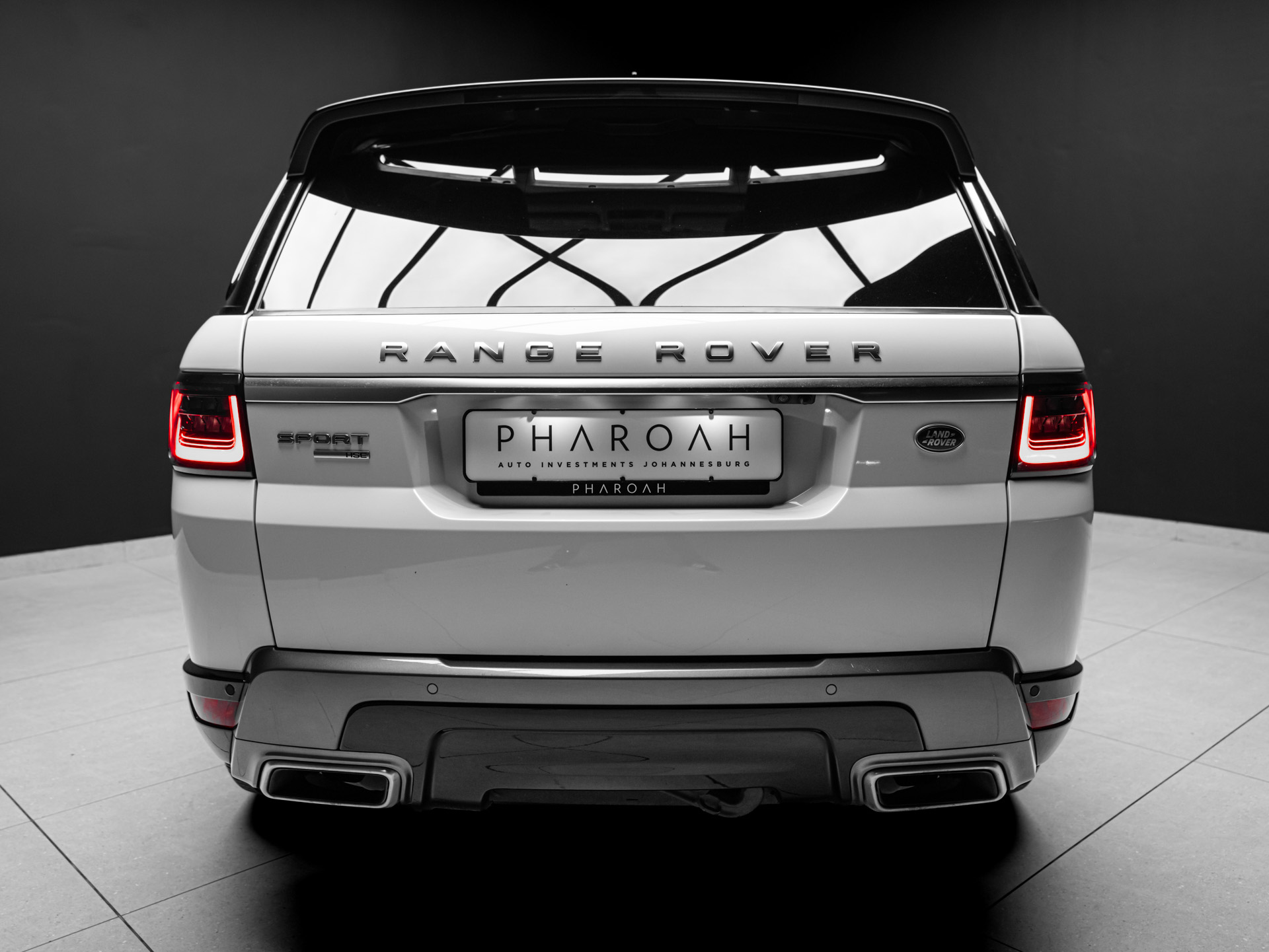 white range rover sport hse 13