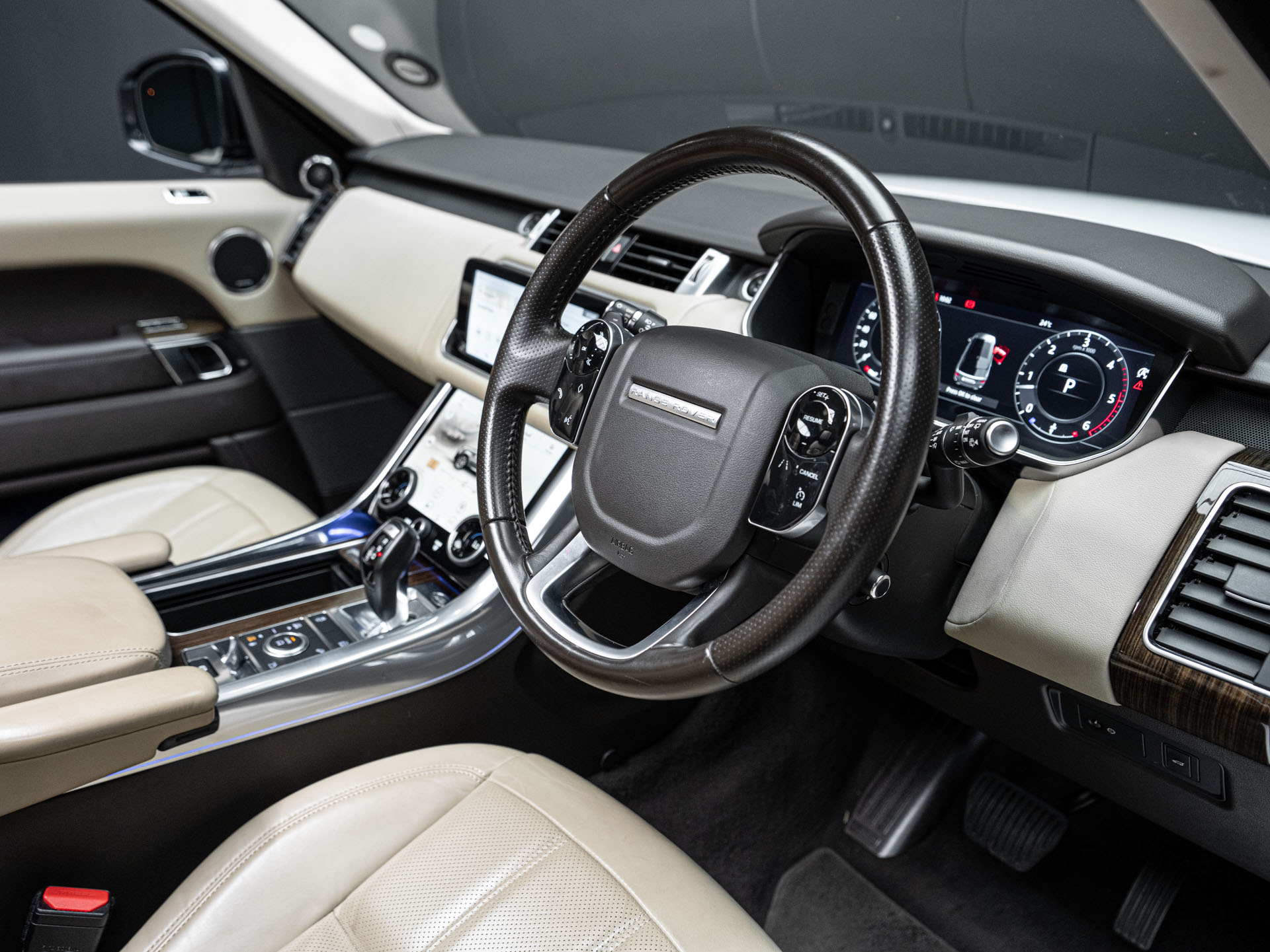 white range rover sport hse 18